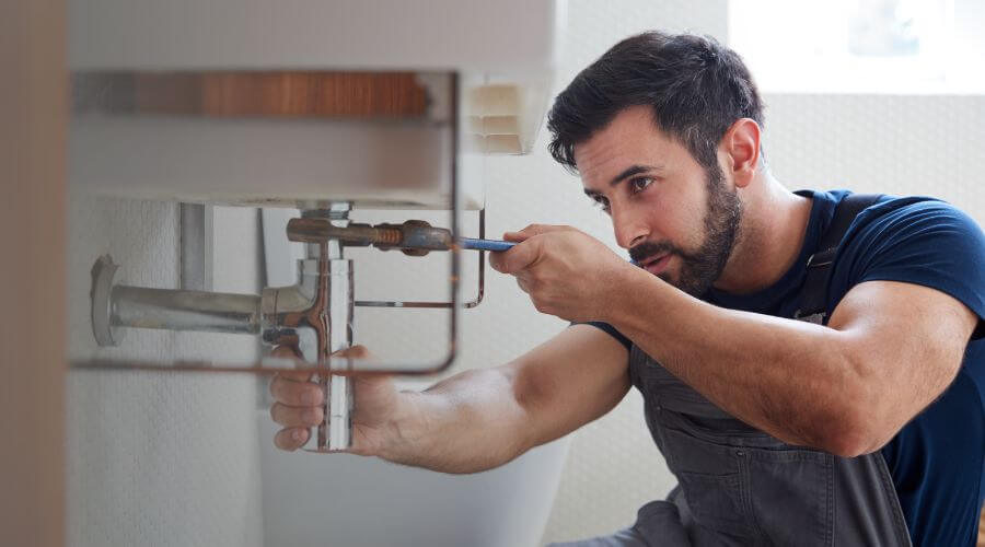 Local expert plumbing services in Luebbering, MO